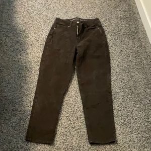 American Eagle brown mom straight jeans